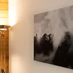Saasunia 아파트 *