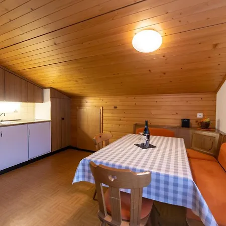 Saasunia * סאס-גרונד